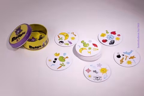 Dobble játék