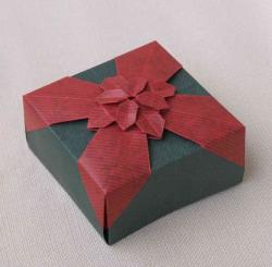 Somos Endre: Coloured Masu Box