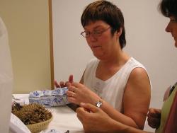 Mieke Legius tanít
